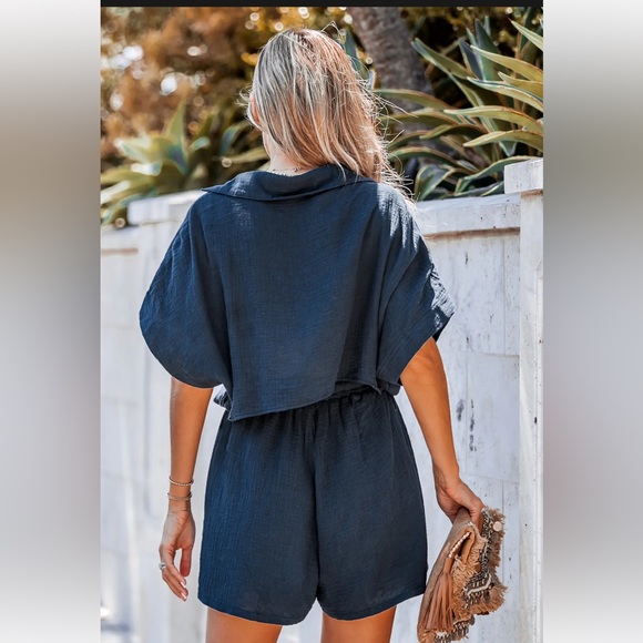 Cupshe Crinkle Woven Backless Drawstring Romper Size Small NWT - Picture 3 of 9